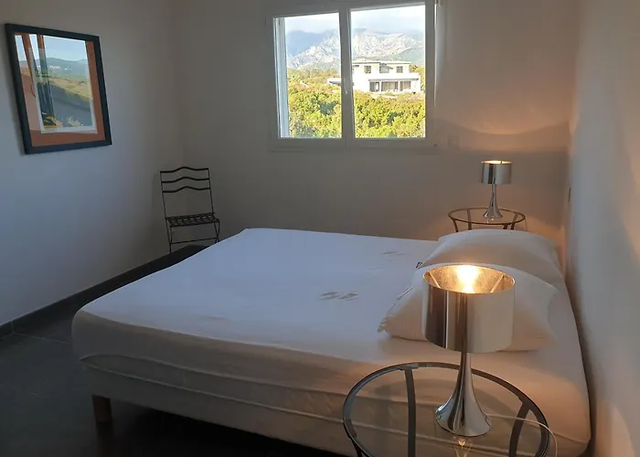 וילה Maison Au Calme Avec Vue Magnifique סארי סולנזארה